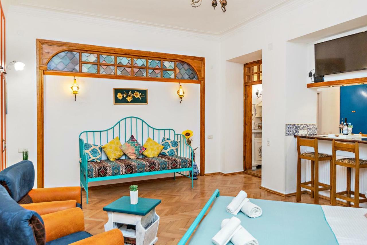 ★ Blue Door Rhapsody ★ - Special Stay In Old Town! Tbilisi Exterior foto