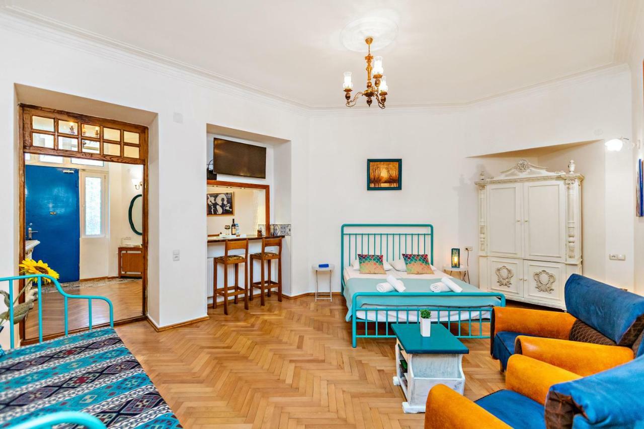 ★ Blue Door Rhapsody ★ - Special Stay In Old Town! Tbilisi Exterior foto